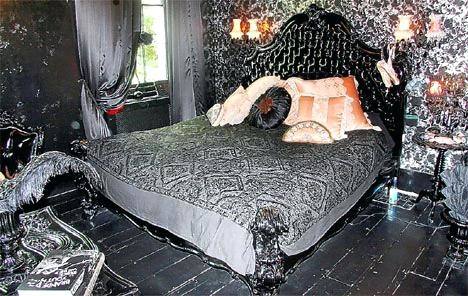 singular burlesque bedroom decorating ideas image inspirations