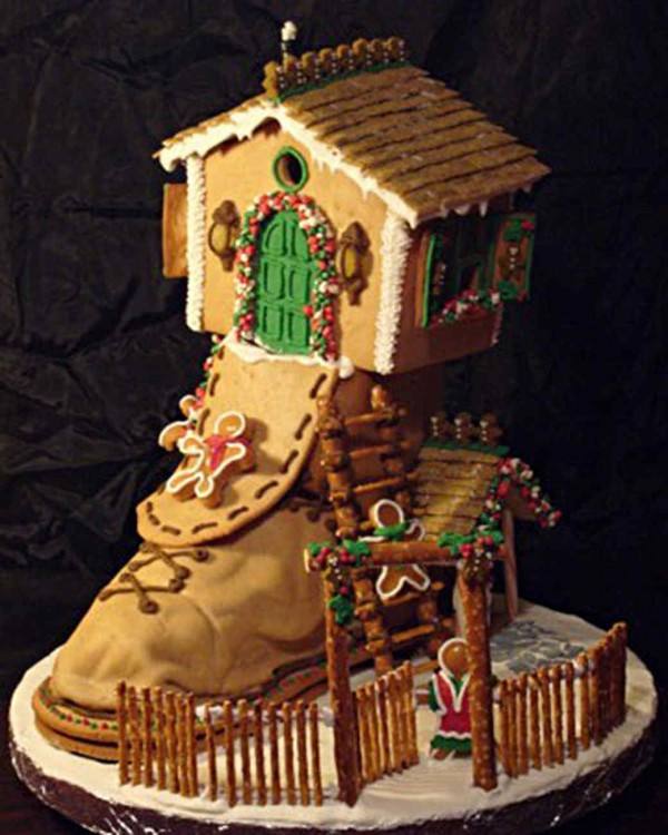 Modern Mood Gingerbread Townhouse