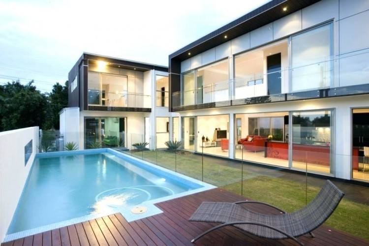 Smart modern pool house in steely gray [Design: KAA Design]