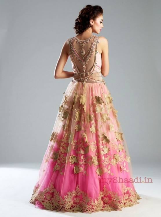 The Indian dresses are very famous all over the world with out it the  wedding not complete