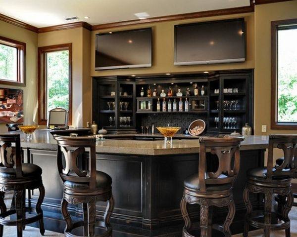 Plenty of natural ventilation greet this gracefully designed home bar