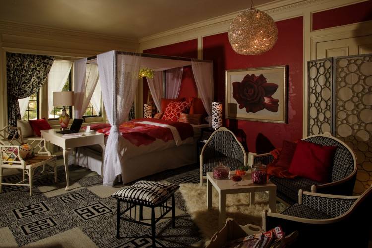 Vintage glam bedroom | Vintage bedroom ideas | Bedroom | PHOTO GALLERY | Ideal Home | Housetohome