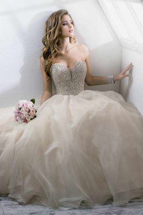 Love by Pnina Tornai for Kleinfeld Ball gown Wedding Dress Collection 2019 | Flower girl dress | strapless princess bridal gown with heavy beading and tulle