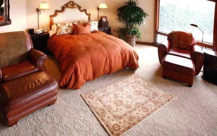 Persian rugs are the perfect addition to the bedroom