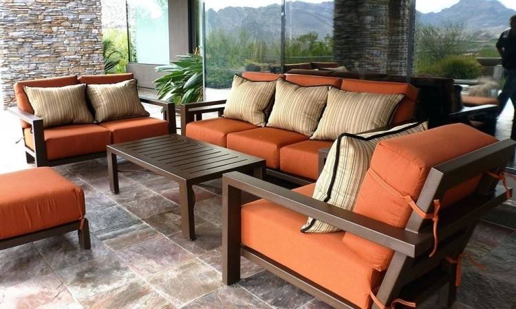 reupholster patio furniture cushions