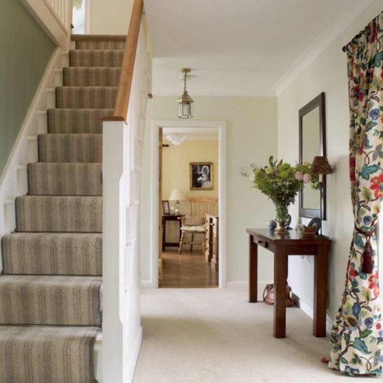 Hall stairs and landing decorating ideas