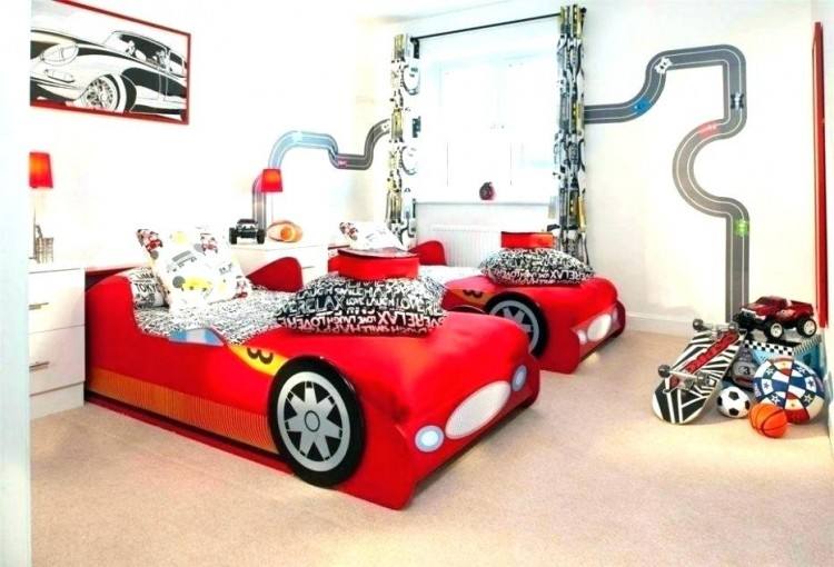 Shop for a Disney Cars Lightning McQueen 7 Pc Bedroom at Rooms To Go Kids