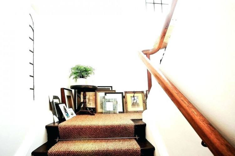 decorating ideas for stairs and hallways hallway decorating colour