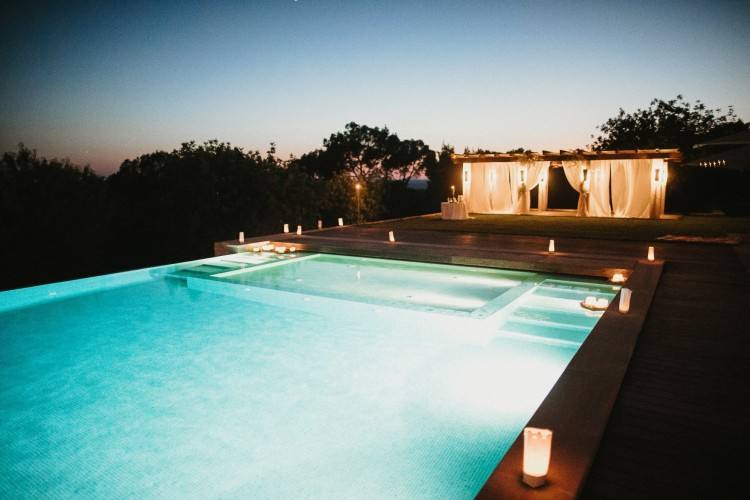 West LA, Tuscan design house with garden pool fruit trees and beautiful interior rooms, and suite that reminds you of an Italian/European, great lighting