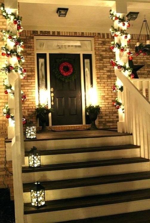 Outside Christmas Decorations: Exterior Entryway