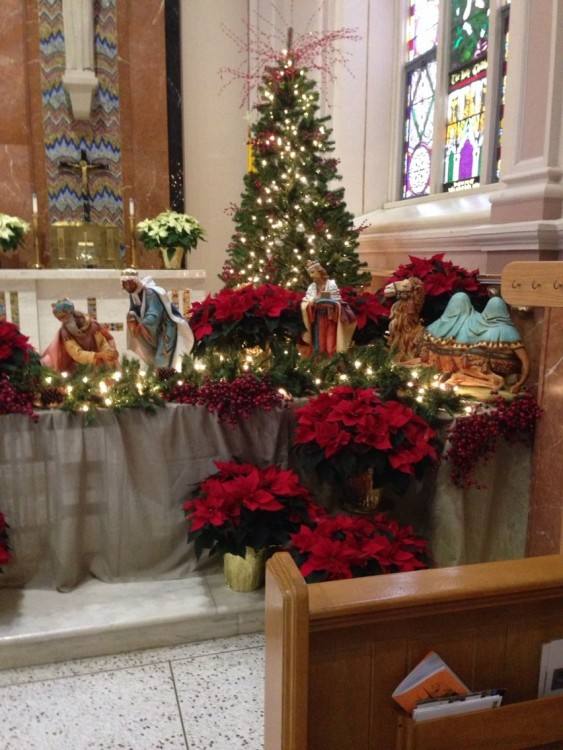 Amazing Christmas Church Decorations Ideas Christmas is a holy festival of christians and therefore they celebrating it with decorating their houses and