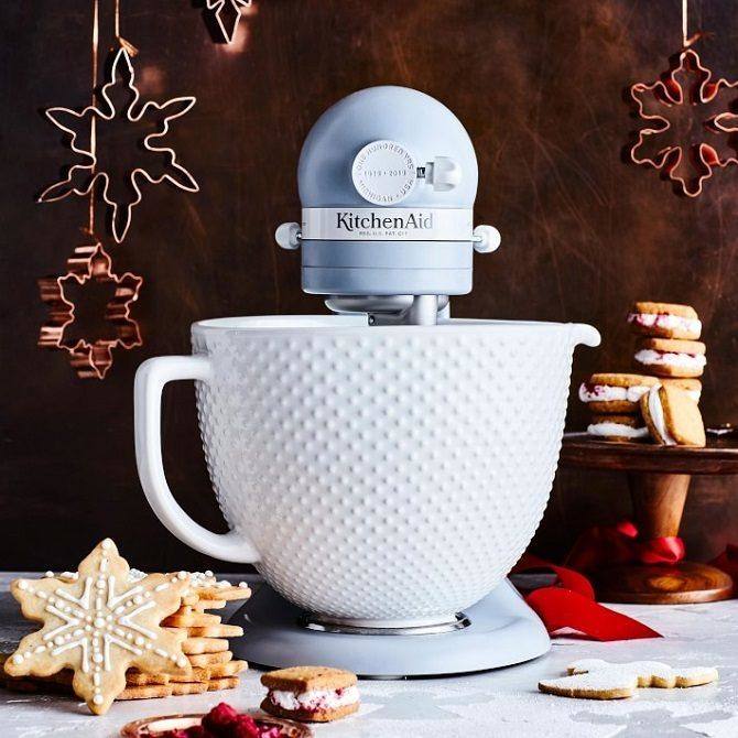 Great kitchen gadgets to give as gifts
