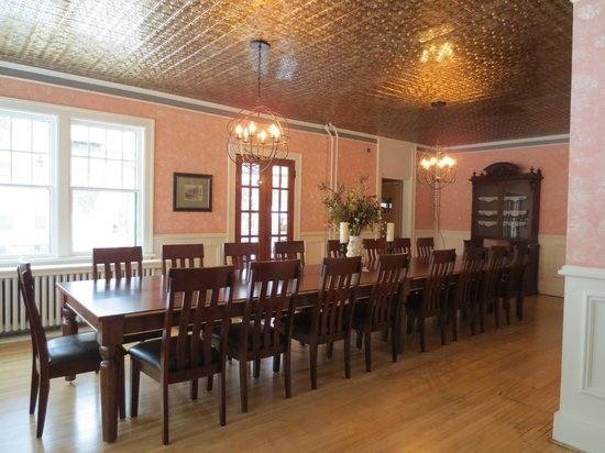 The White House State Dining Room, perhaps around the 1870s