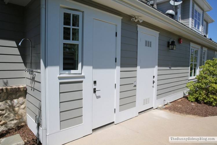 With a mini kitchen and bath outside, the family can truly feel as if