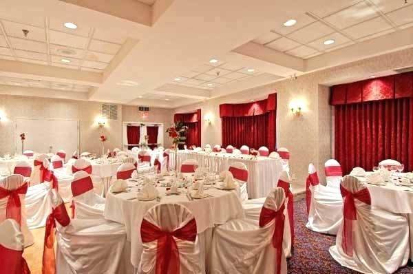 wedding decoration red and white
