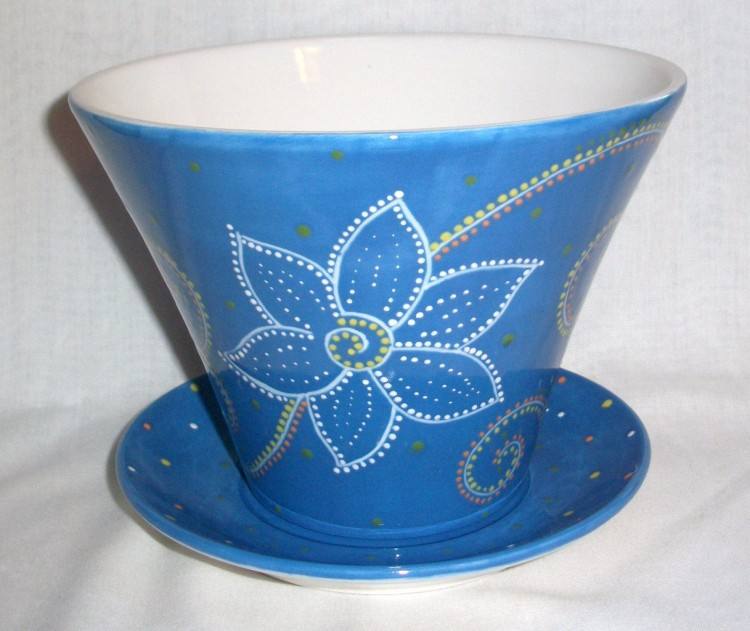 simple pot decoration designs blue pot with pastel color flowers simple pot decoration ideas