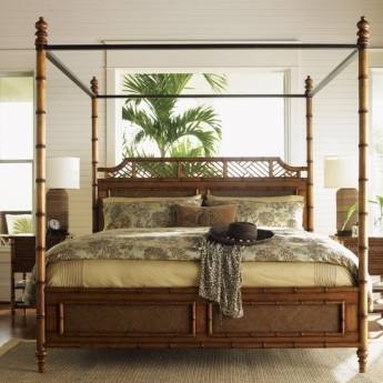 This wonderful poster bed  can also be converted