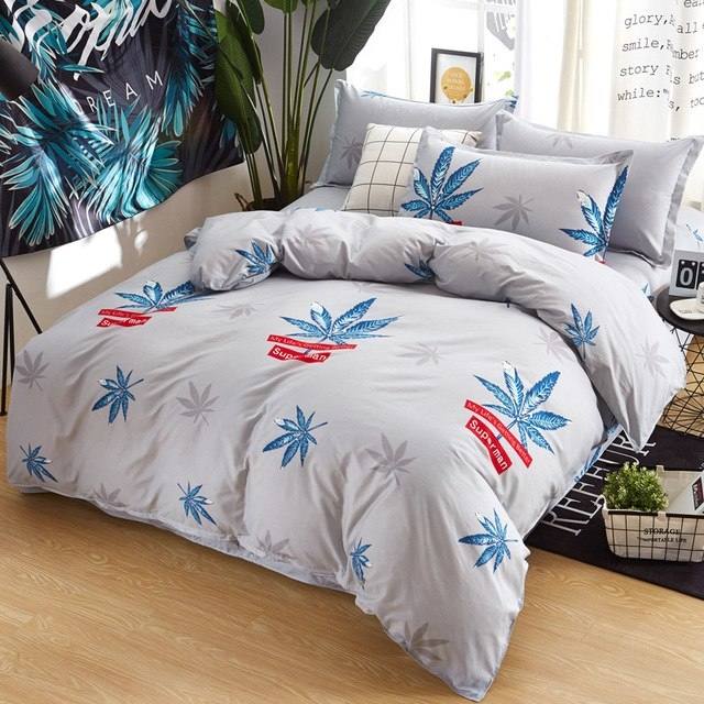Color: 7 Pcs Maple Leaf  Comforter Set Bed