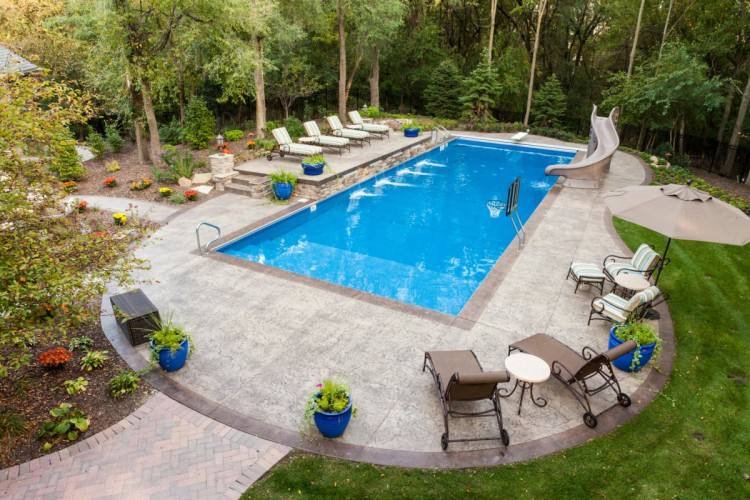 If you like sharp lines and clean corners, then a geometric pool design is for you
